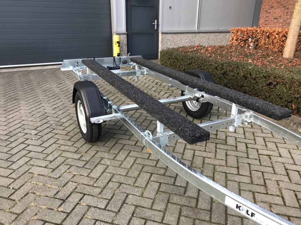 Kalf Basic 750-55 met planken