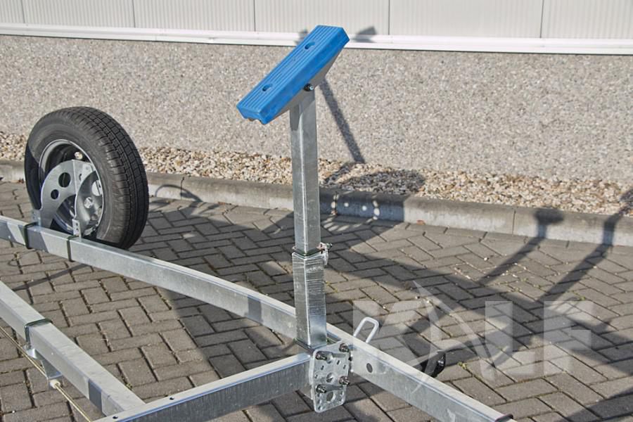 Kalf Zeilboottrailer 1050-57 met kielboot pakket