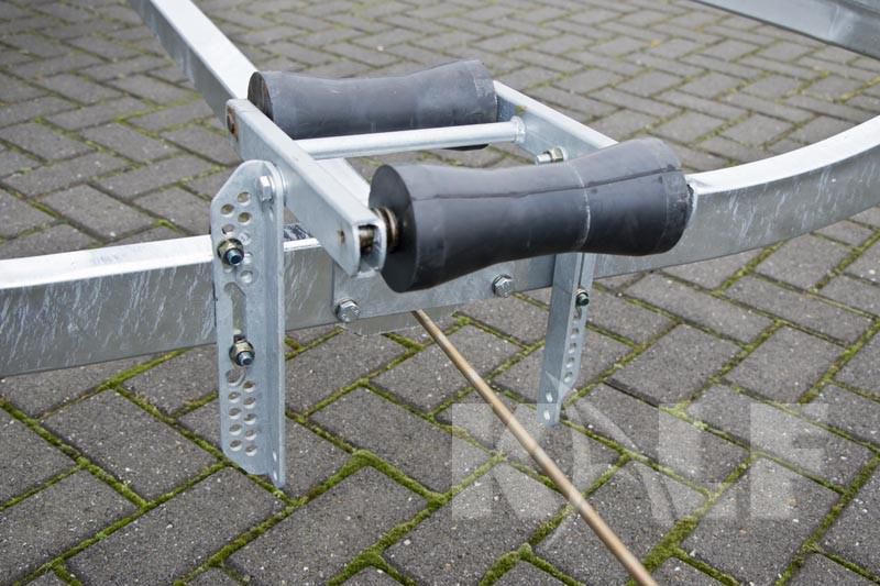 Kalf Trailers Motorboottrailer M2000-62 met sloeppakket