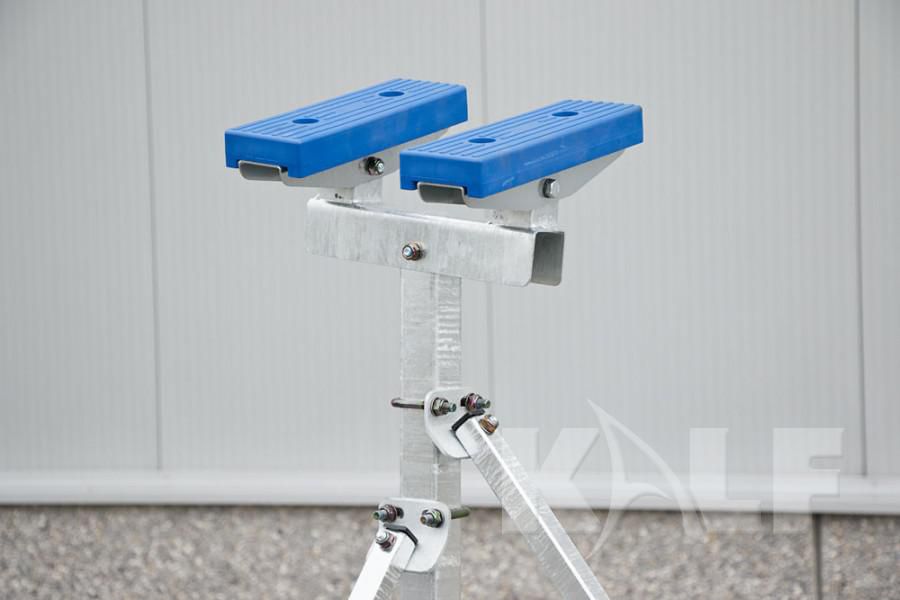 Kalf Zeilboottrailer 2000 kg met luxe- en kielboot pakket